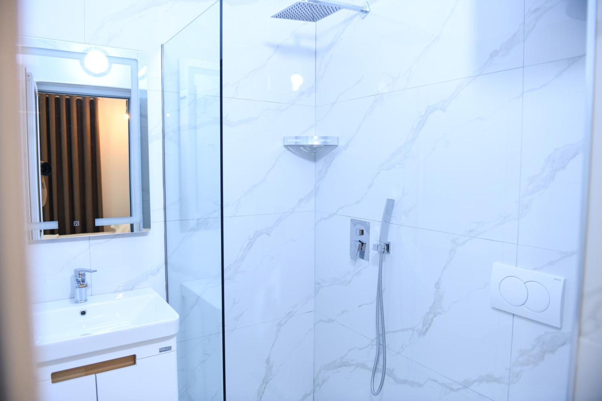 Guest House Cela City Centre Berat Buitenkant foto