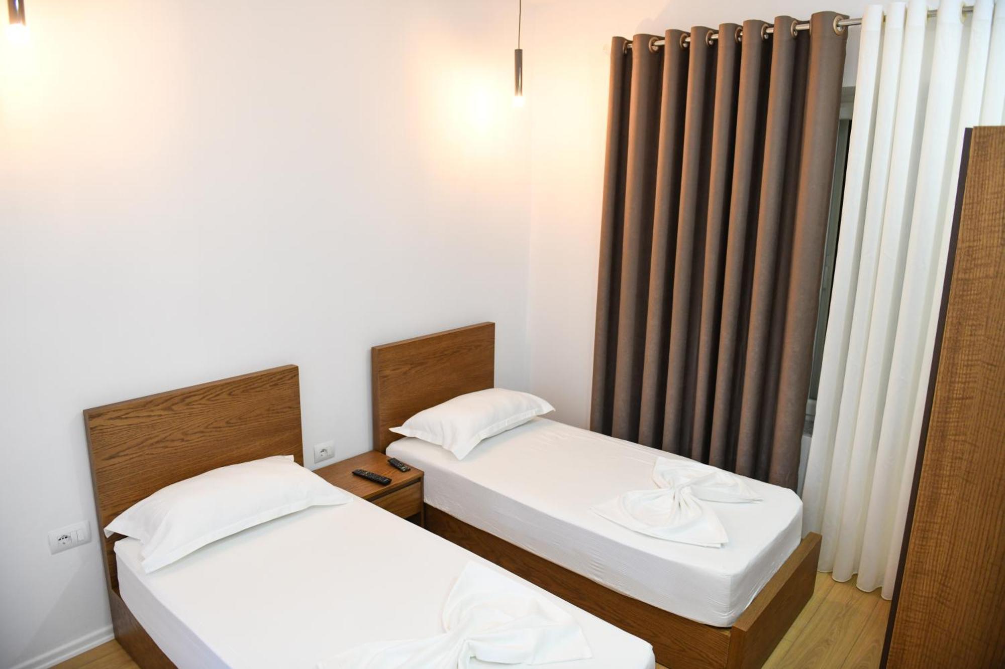 Guest House Cela City Centre Berat Buitenkant foto