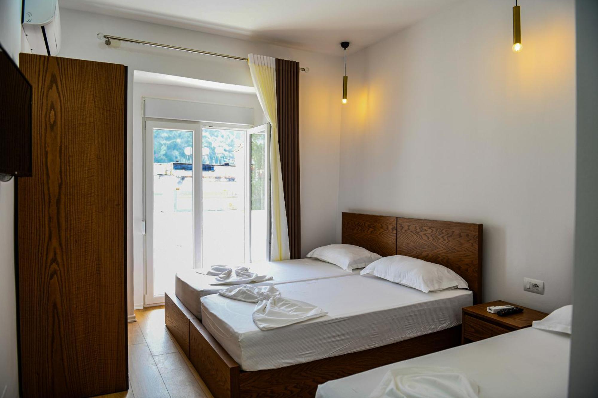Guest House Cela City Centre Berat Buitenkant foto