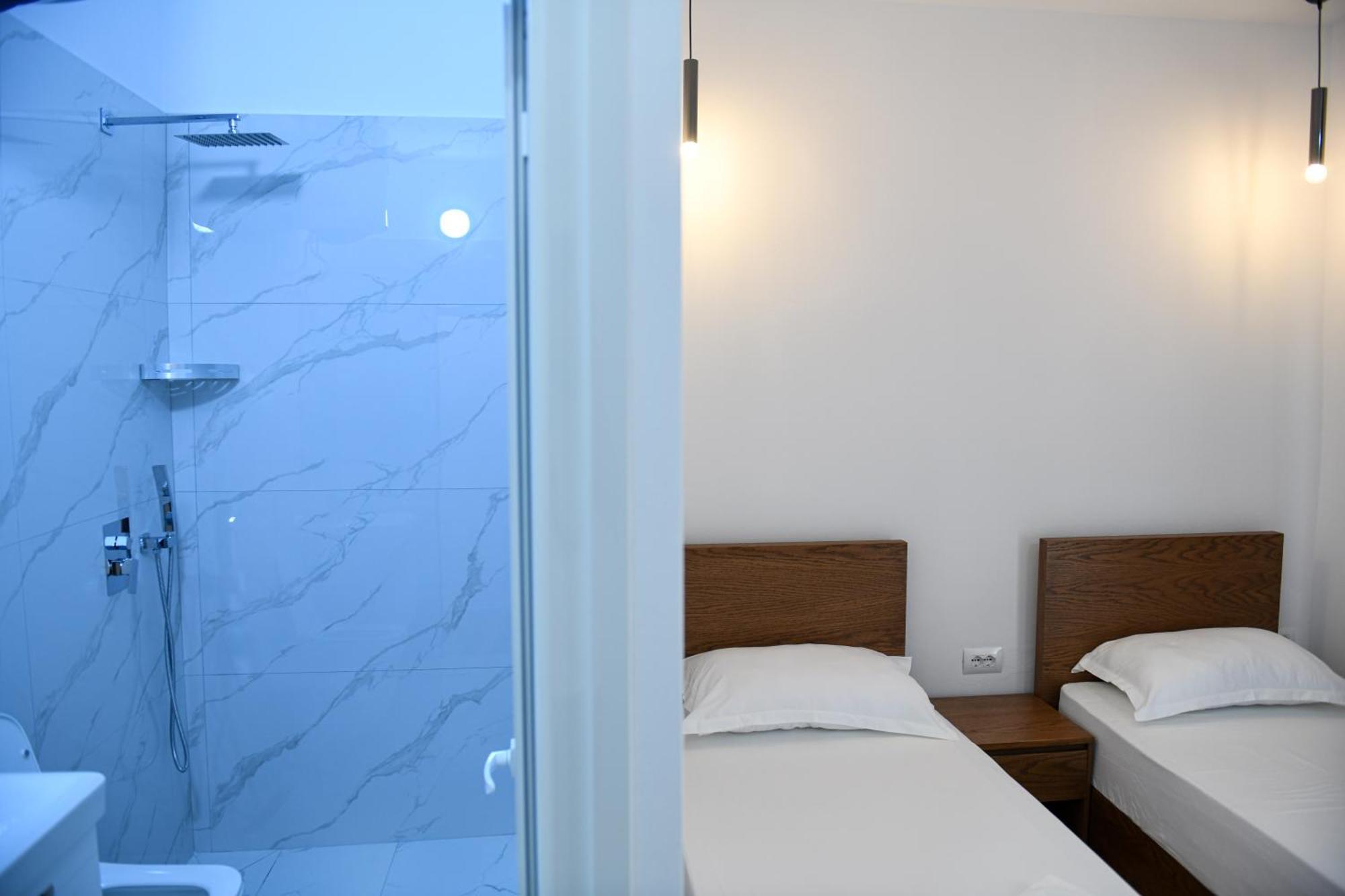 Guest House Cela City Centre Berat Buitenkant foto