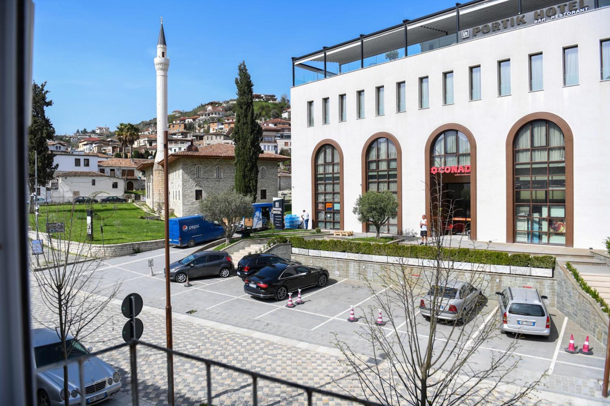 Guest House Cela City Centre Berat Buitenkant foto
